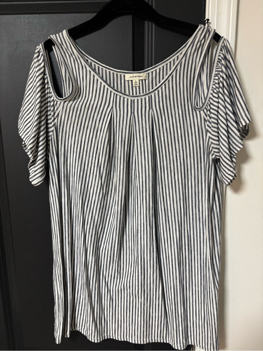 Max studio Brand White and Navy Stripe Cold-Shoulder Top (L)